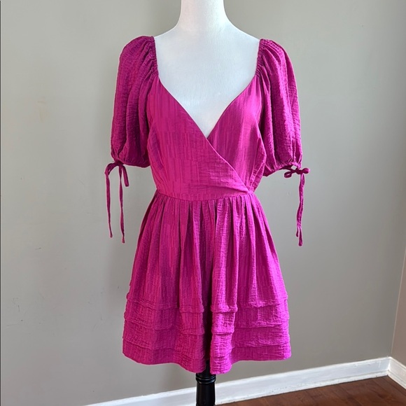 Lulu's Always Precious Magenta Puff Sleeve Tiered Tie Back Mini Dress Size L - Picture 5 of 13